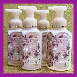 Bath & Body Works Vanilla Birch 8.75oz Gentle Clean Foaming Hand Soap x4